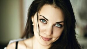 Рвалась на фронт: 18-летняя днепрянка убила инструктора тира
