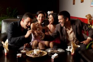 девушки в белье, фото look.com.ua