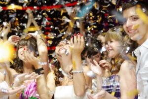 Почем выпускной в Днепре: рестораны уже забронированны, а на фото/видео подскочила цена