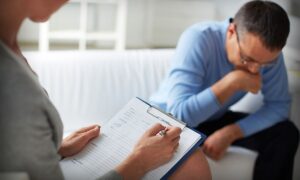 В Днепре 20 тысяч человек стоят на учете у психиатра