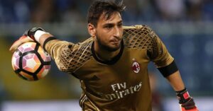 Трансфер вратаря может стать рекордным в истории футбола