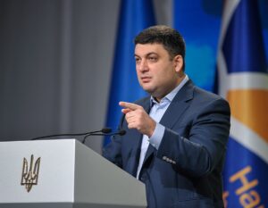 Гройсман рассказал подробности встречи с Зеленским