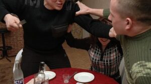 драка мужчин