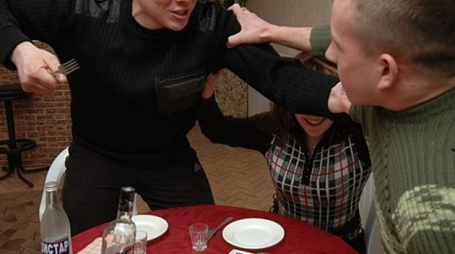 драка мужчин