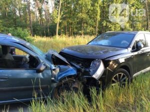 фото 44.ua, ДТП с начальником &quot;Укрзализныци&quot;