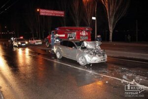 ДТП  &quot;Skoda&quot;, фото https://1kr.ua