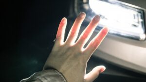 На Днепропетровщине мужчина погиб под колесами иномарки (Фото 18+)