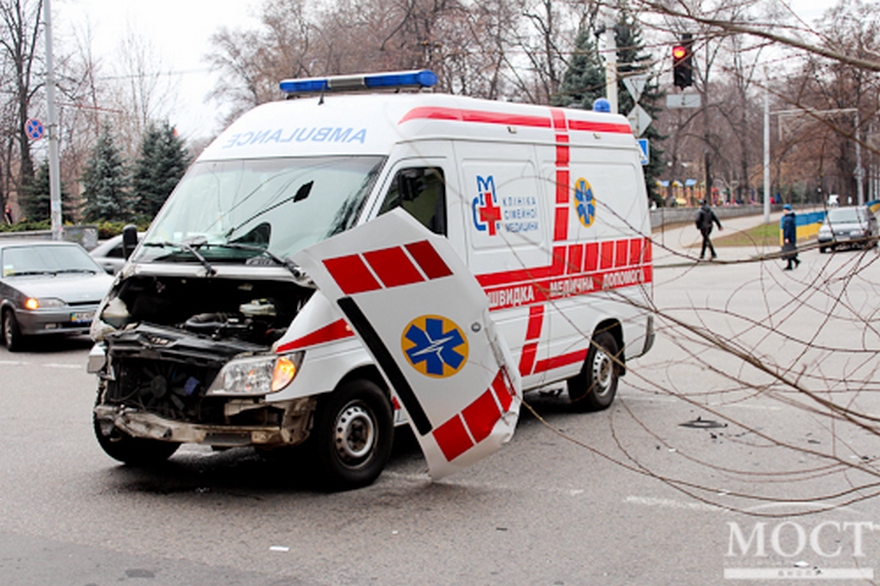 автомобиль скорой помощи, фото http://most-dnepr.info