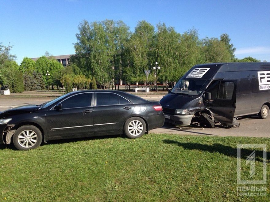 фото http://1tv.kr.ua, ДТП "Ford" и "Toyota Camry"