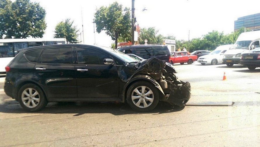 фото http://1tv.kr.ua, тройное ДТП в Кривом Роге