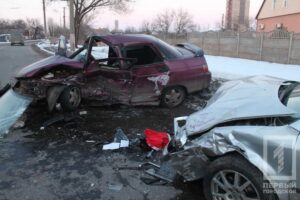 фото 1tv.kr.ua, ДТП  &quot;ВАЗ&quot; врезался в &quot;Skoda&quot;