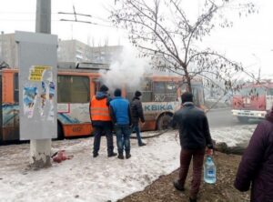 фото 0564.ua, троллейбус загорелся на ходу