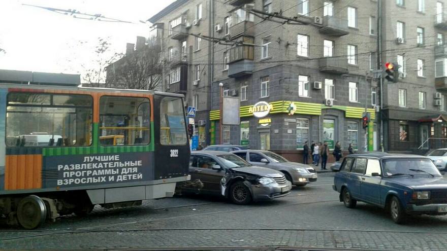 фото nashemisto.dp.ua, ДТП в Днепре