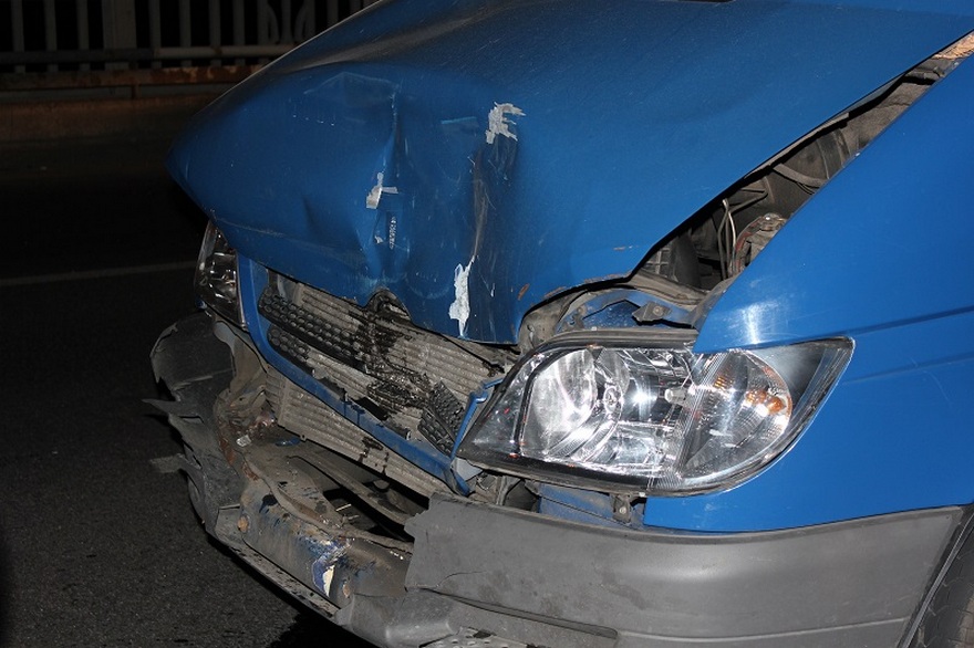 фото https://informator.dp.ua, ДТП на Новом мосту