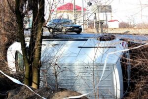 фото https://informator.dp.ua, ДТП микроавтобус перевернулся