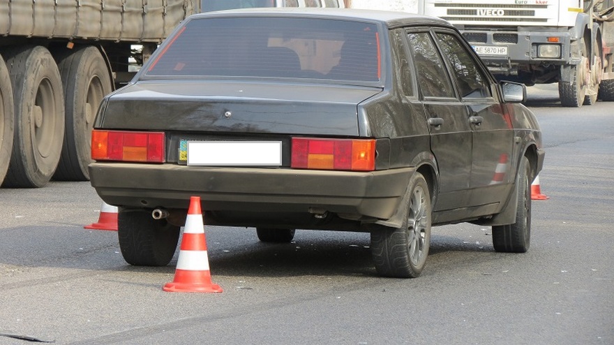 фото https://informator.dp.ua, В Днепре возле школы сбили двух девочек