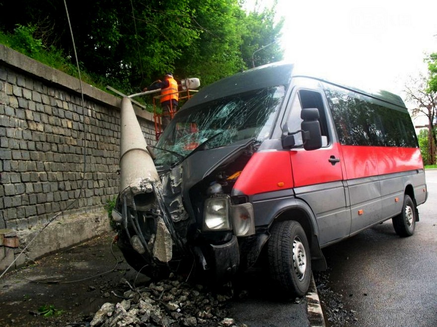 фото 056.ua, ДТП &quot;Volkswagen LT 45&quot;