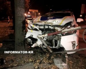 фото http://krnews.ua, ДТП автомобиль патрульных