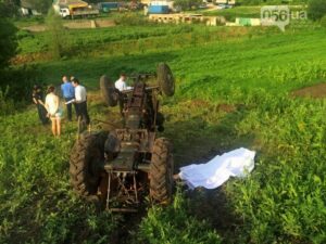 фото 056, трактор убил своего водителя