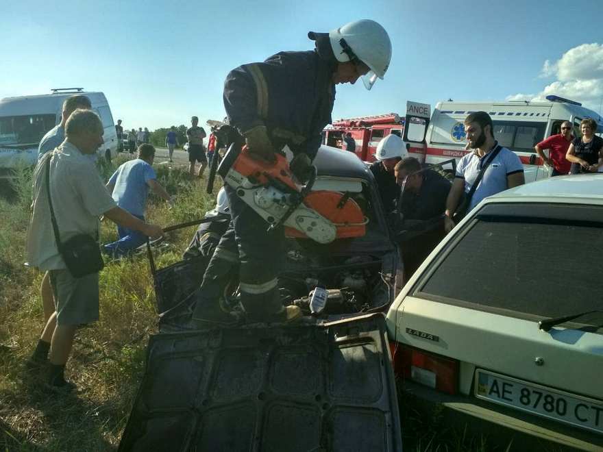 На Днепропетровщине иномарка сбила женщину на &quot;зебре&quot;
