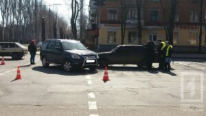фото 1tv.kr.ua, ДТП &quot;Lada Samaraя&quot; и &quot;Honda&quot;
