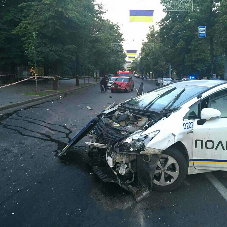 фото Харьковский форум, смертельное  ДТП