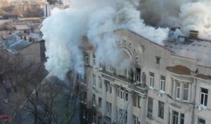 В Одессе завершили поисковую операцию в сгоревшем колледже