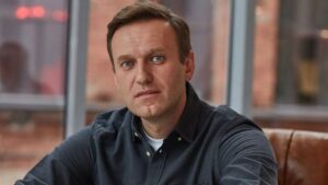 В РФ “отравлен” оппозиционер Навальный: он без сознания