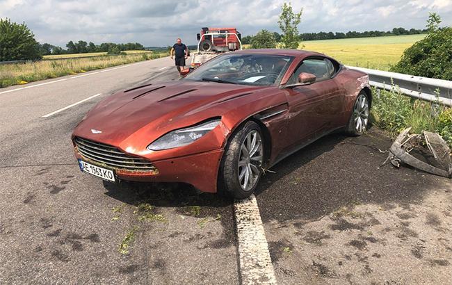 facebook_comthetopgir_650x410_1_650x410