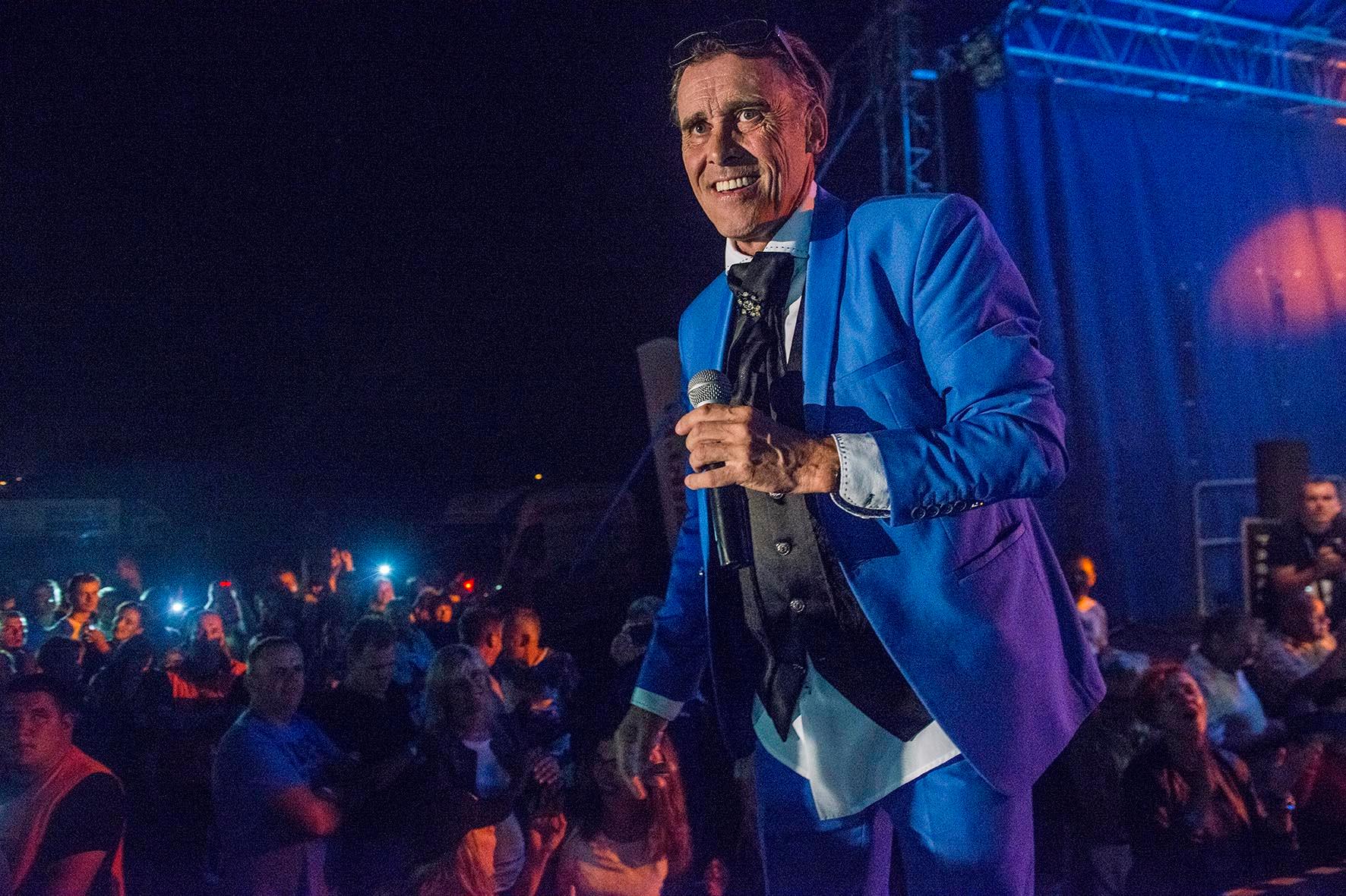 facebook_thebadboysblue_1