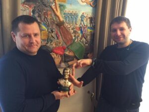 Парасюк в кабинете Филатова