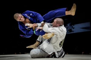 flying-arm-bar-3
