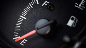 дефицит топлива