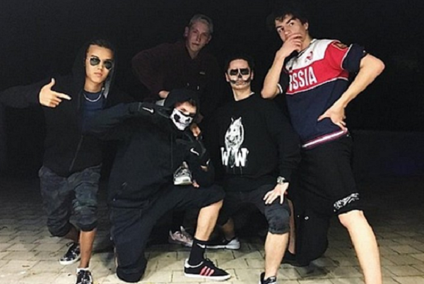 futbolka-syna-poroshenko