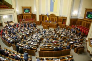 КСУ признал законным роспуск Верховной Рады: когда пройдут выборы