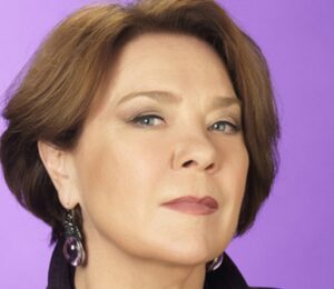 Лариса Голубкина