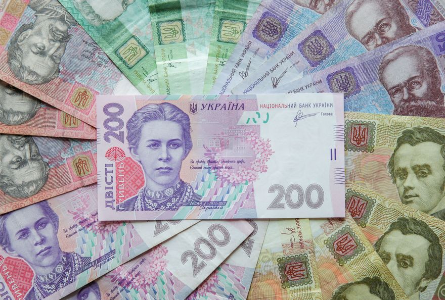 На Днепропетровщине чиновник &quot;вынес&quot; из госказны 275 тыс. грн: каким образом
