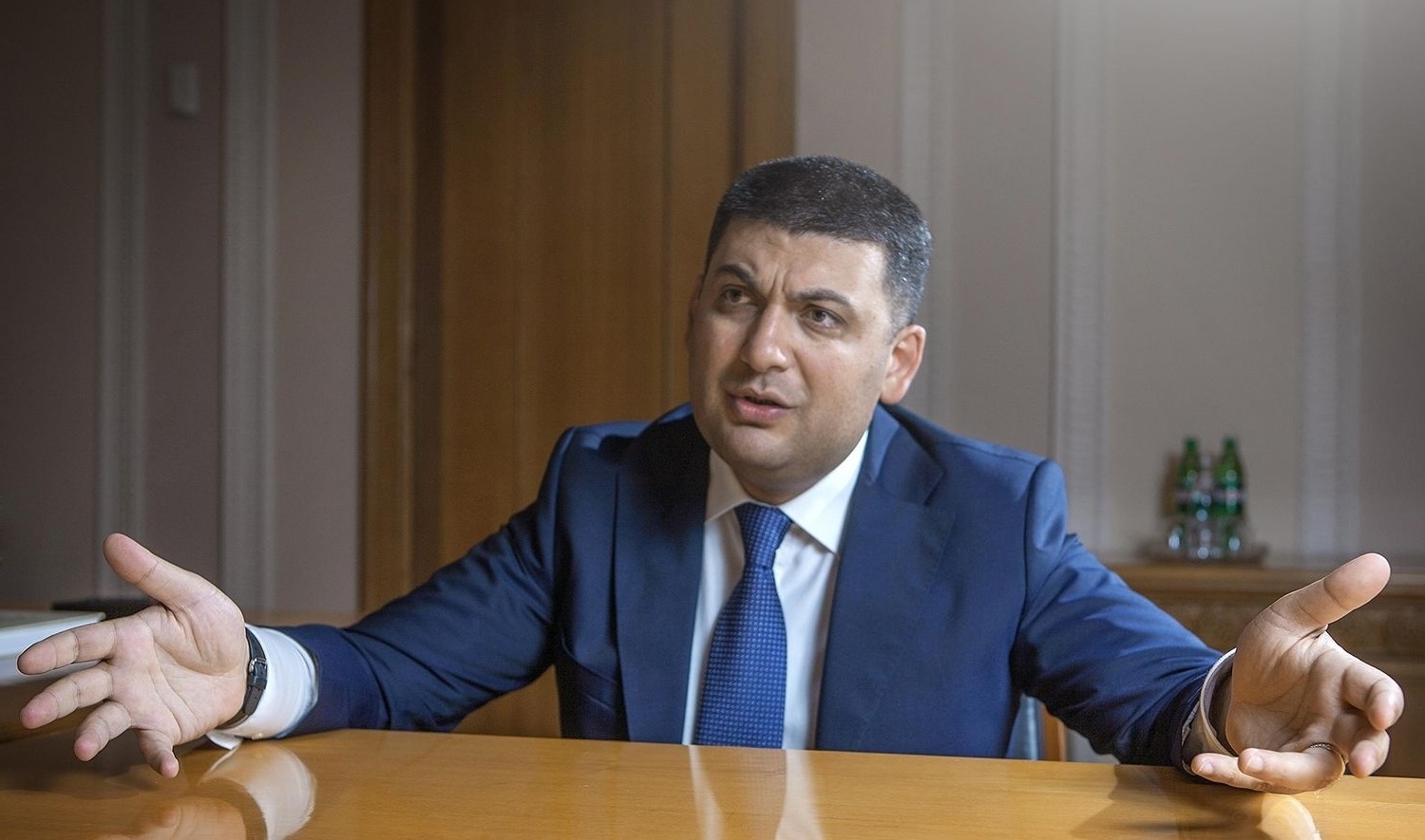 Гройсман отчитал министров за интернет-зависимость (видео)