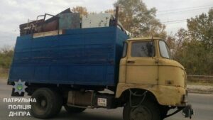 грузовик с металлом, фото полиции