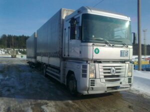 грузовик "Рено", фото из открытых источников