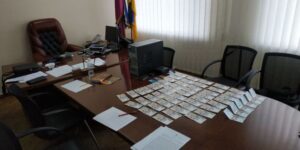 Арестован областной чиновник: воровал на ремонтах школ и домов