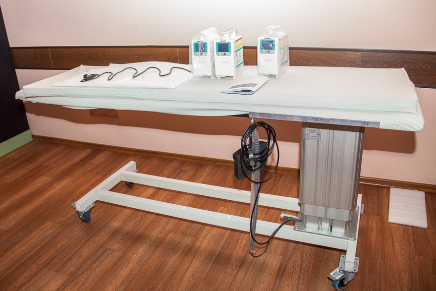 фото https://informator.dp.ua, стол-рентген