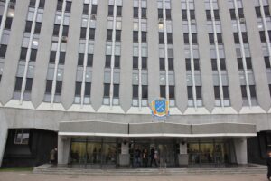 Судьба полигона, патрулирование районов и шум по вечерам: итоги сессии Днепровского горсовета