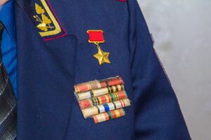 91-летнего Героя с Днепропетровщины поздравил Президент Украины. Фото: пресс-служба Днепропетровской ОГА