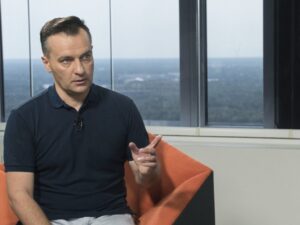Кандидат в президенты снялся с выборов в пользу Гриценко