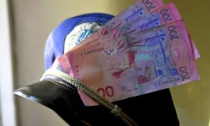 взятка полицейскому, фото из открытых источников