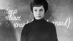 Внезапно скончалась звезда фильма &quot;Доживем до понедельника&quot;