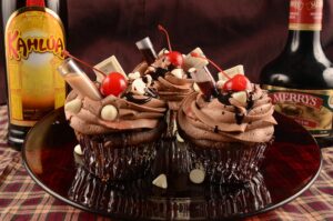 irish-cream-dark-chocolate-cherry-cupcakes