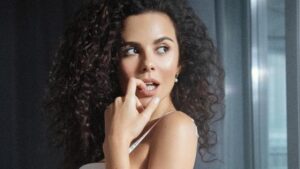 Настю Каменских затравили подписчики: “Накурилась наркотой” (фото)