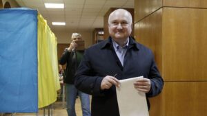 Кого Смешко поддержит во втором туре выборов